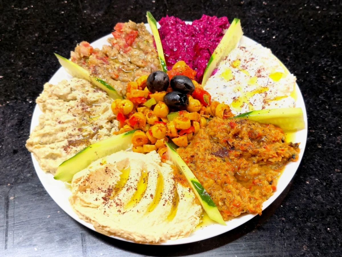 مقبلات باردة