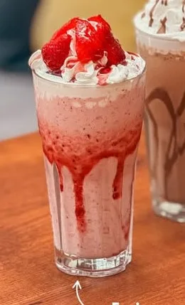MILKSHAKE À LA FRAISE
