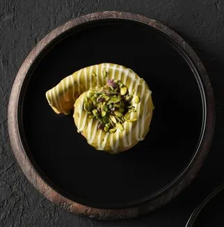 CRÊPE ROULÉE À LA PISTACHE
