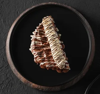 BANANA WAFFLE