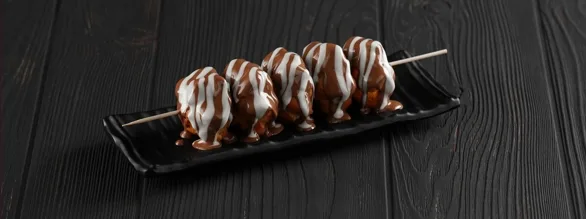 BROCHETTE DE PROFITEROLES