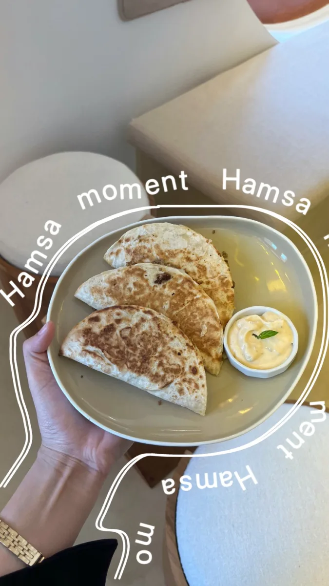 Hamsa Moment