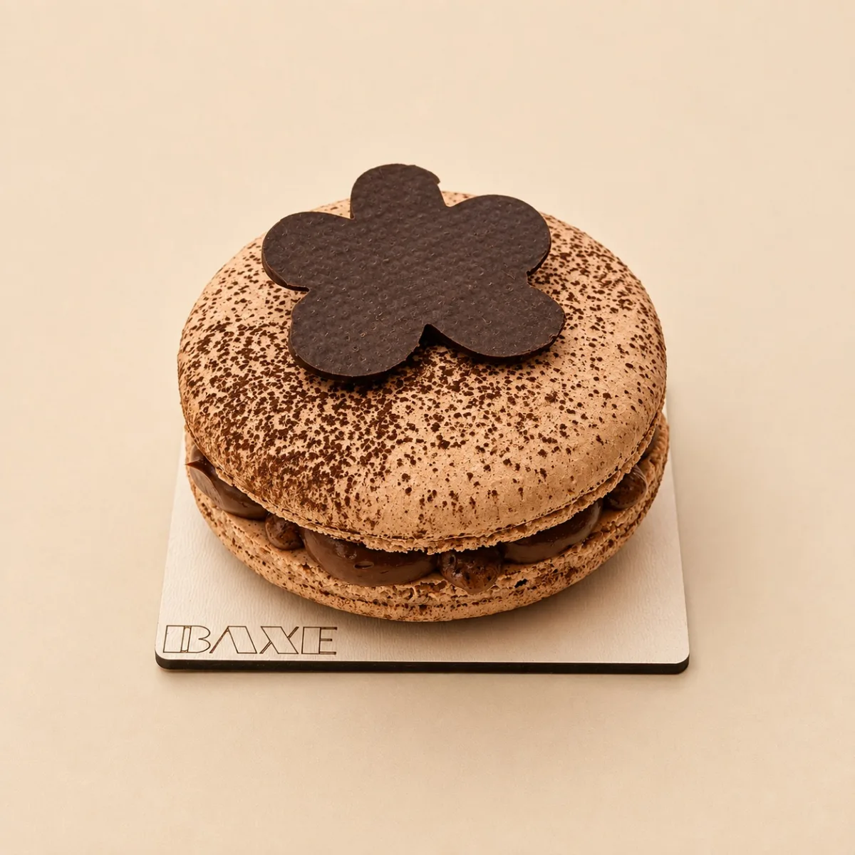 macaron chocolate