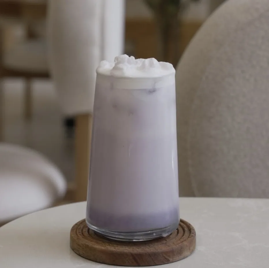 Iced ubé latté