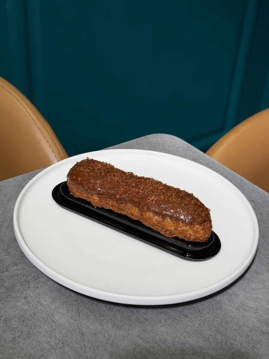 Eclair au chocolat